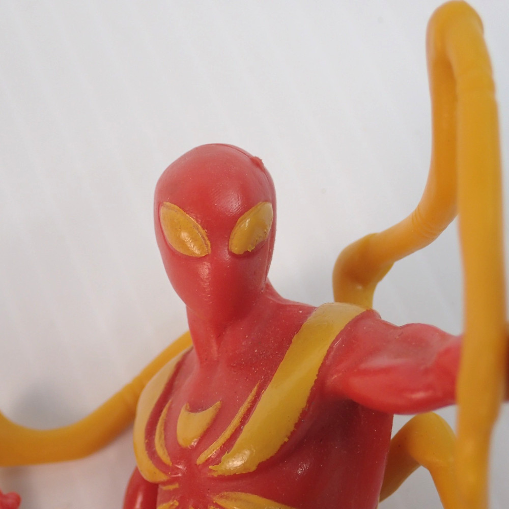 Marvel Swimways Web Warriors Spiderman Dive Figure Iron Spider Water Toy