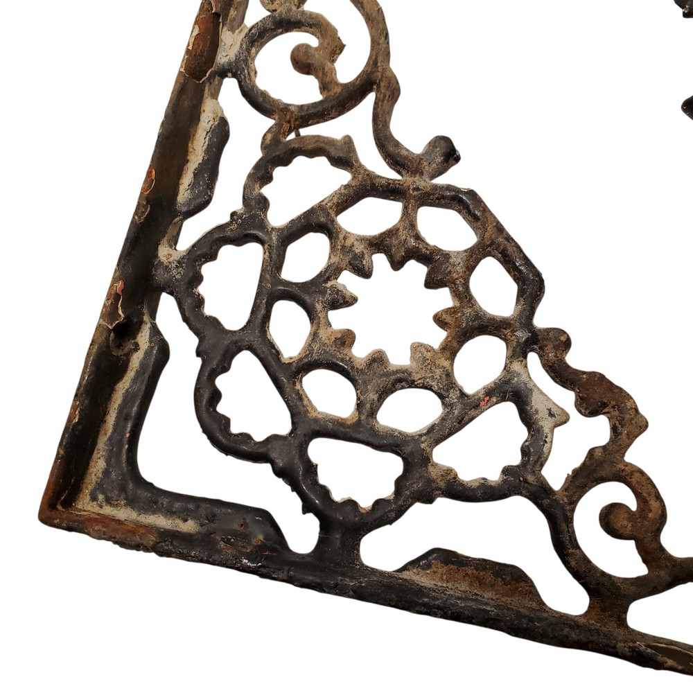 Antique Cast Iron Decorative Wall Shelf Brackets 9"x7"