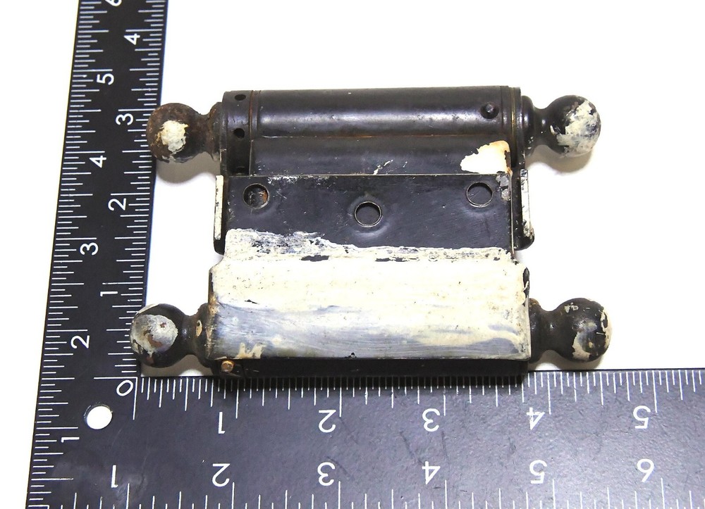 2 MATCHING VINTAGE SPRING HINGE SET CANNONBALL TIP