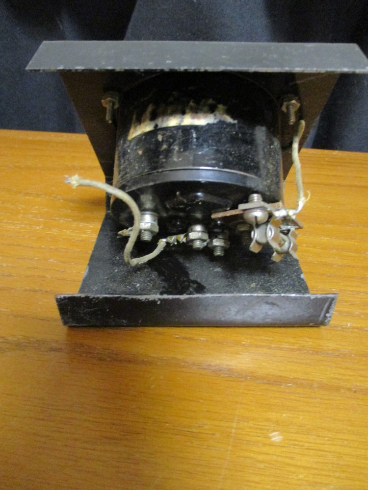 Vintage Weston 150 Volt Meter Model 476