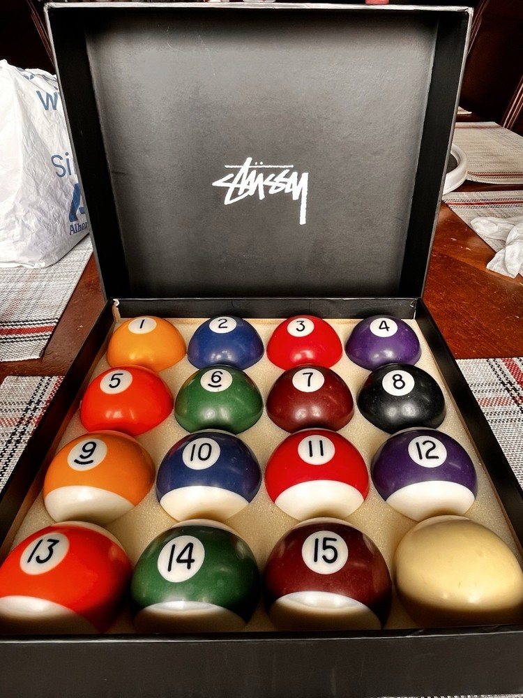 Stuzzy Vintage Billiard Balls *rare*