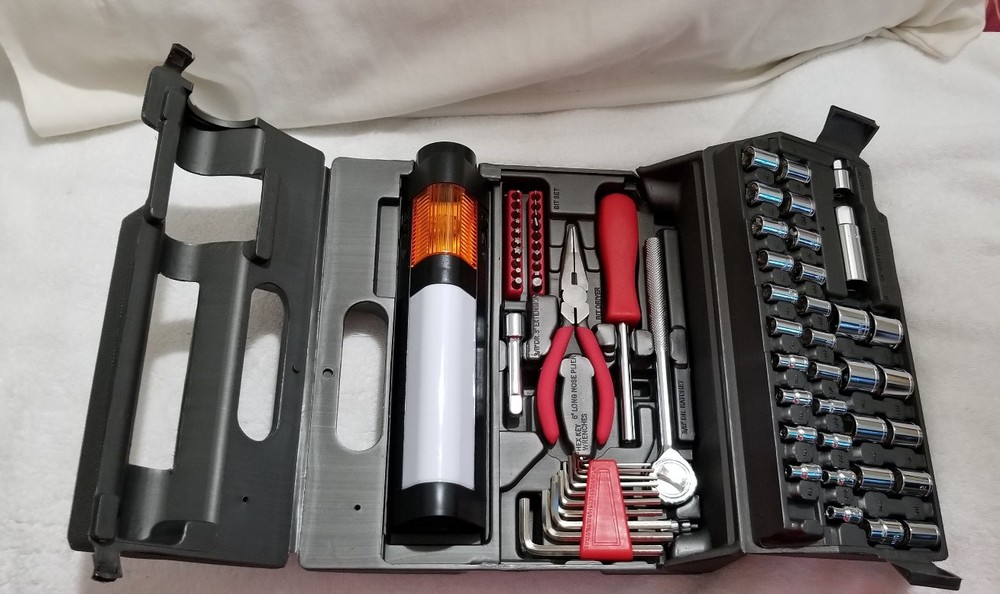 Homecenter Home & Auto 71 Piece Tool Set w/Flashlight (New)