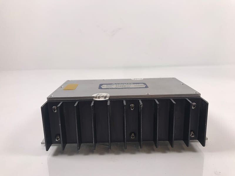 Avantek AV-4M001 Solid State Amplifier