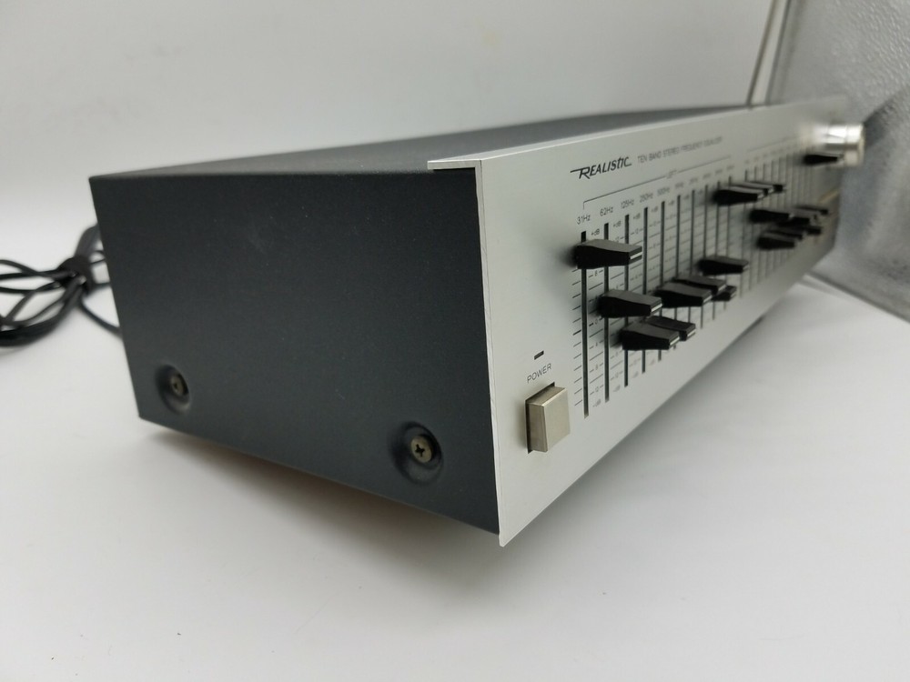 Vintage Realistic 31-2005 Equalizer.