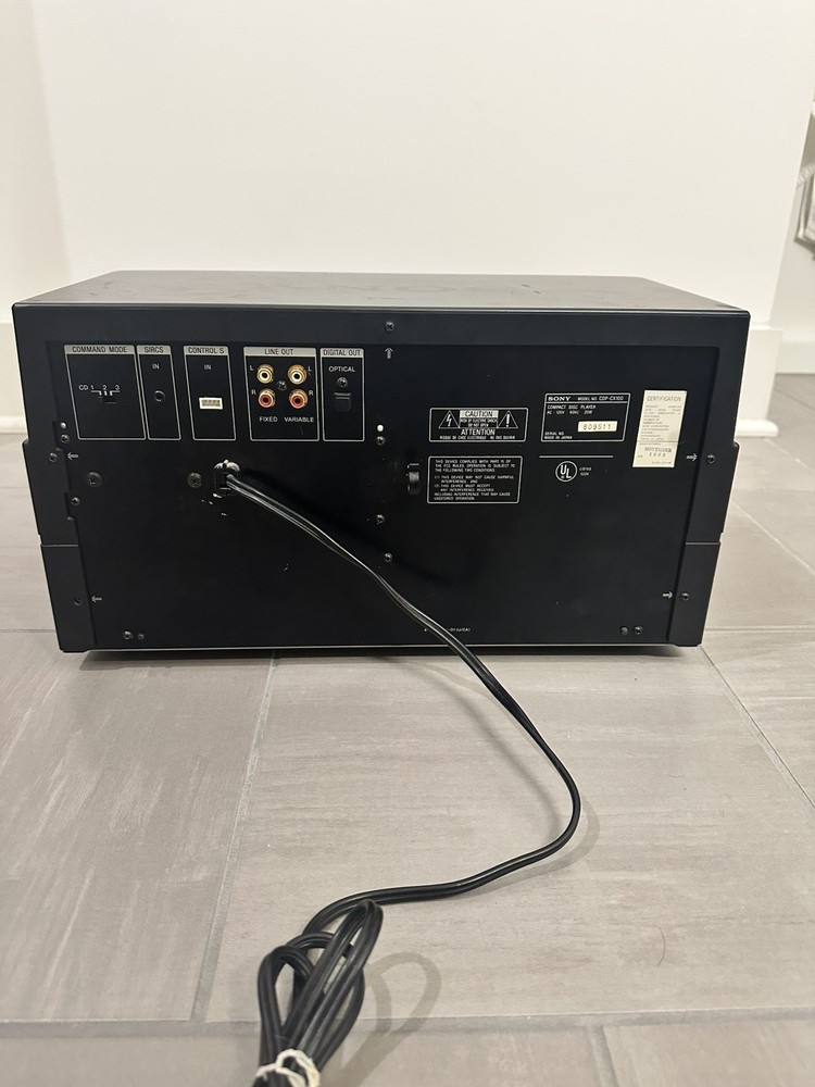 Sony CDP-CX100 CD Changer 100 Disc Player