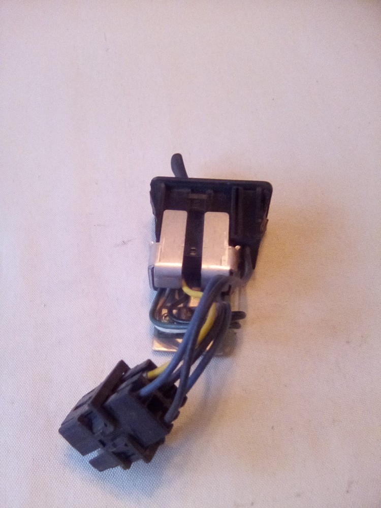 International Panel Dimmer Switch 2029843C3 W/Connector