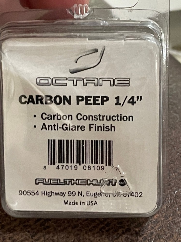 OCTANE 1/4in Carbon Peep Sight