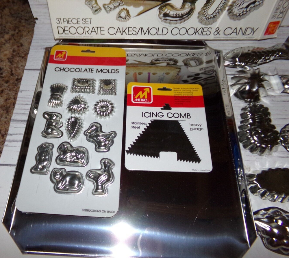 24 Pc Cake Cookie Candy Sheet Pan Mold Set