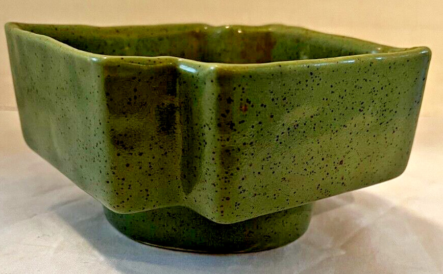 flower vase small green