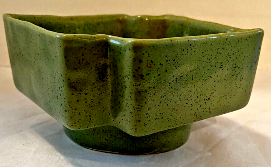 flower vase small green