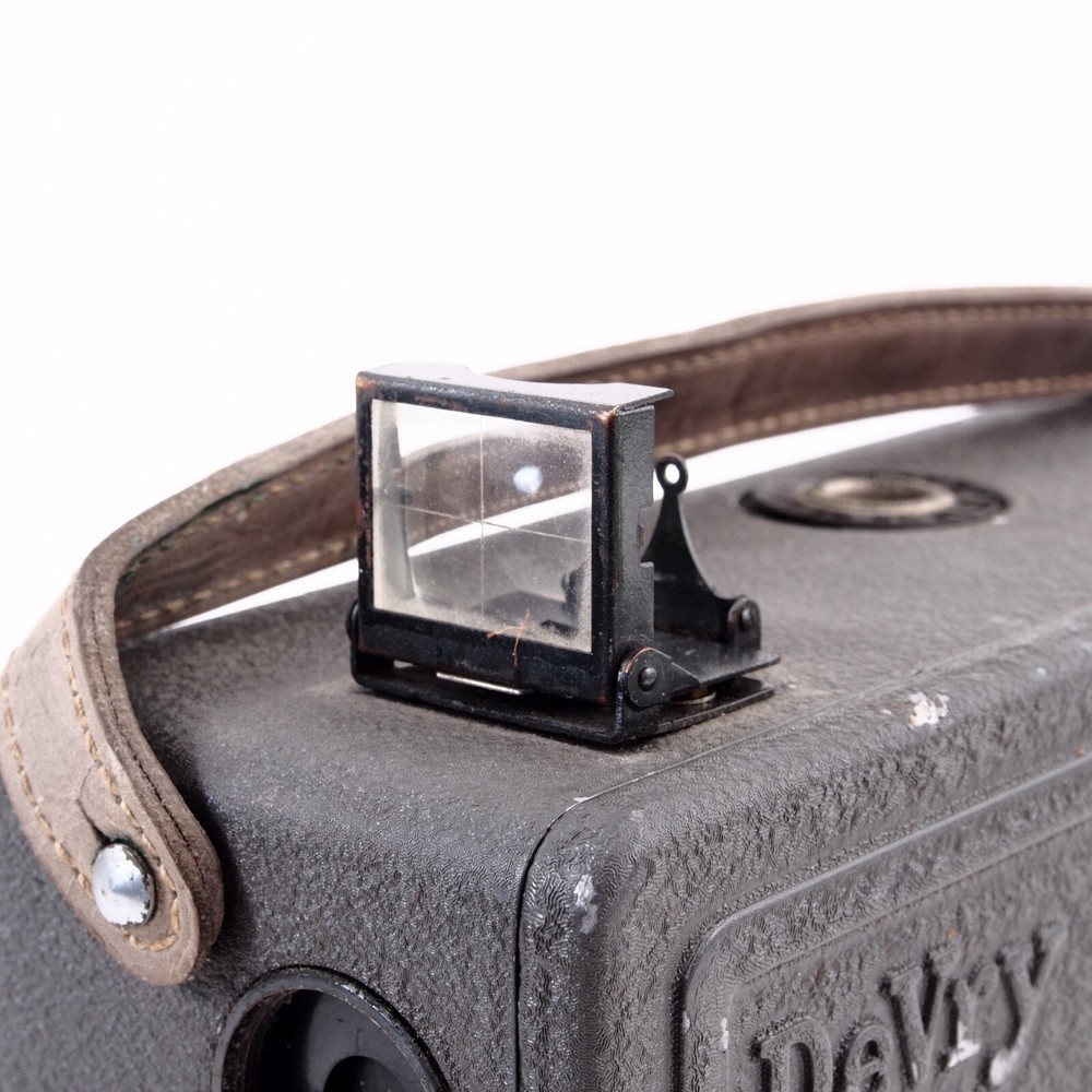 ^ DeVry 16mm Home Movie Camera "Lunchbox" [No Lens]