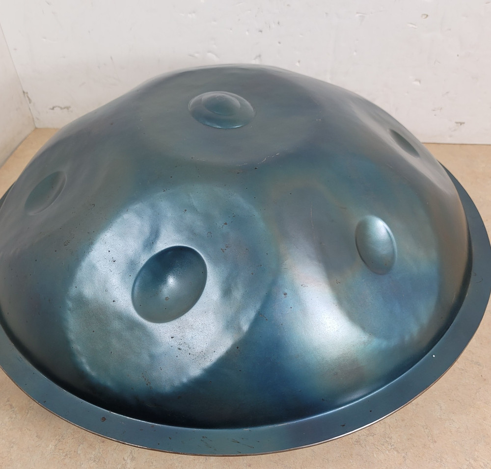 Isthmus Instruments E Minor Handpan