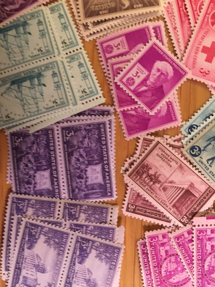 US, 1940'S, MINT NH, ALL DIFFERENT SINGLES, 30+ STAMP COLLECTION