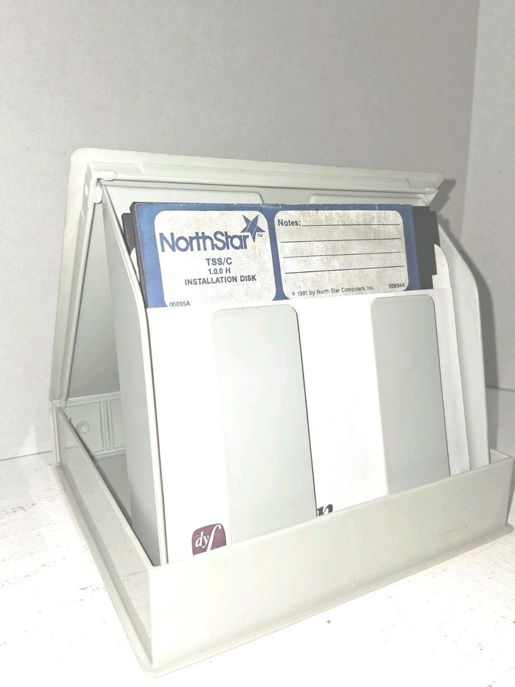 NorthStar Horizon CP/M 7 Disk Lot DOS BASIC ACCPAC InfoManager +Kaypro Case