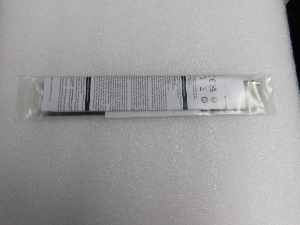 Sennheiser 200mm Antenna with Cap #542181