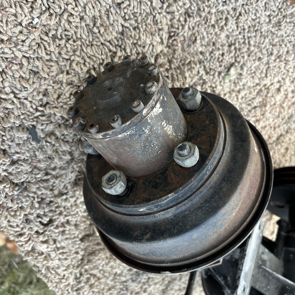 CUSHMAN TITAN Model 4000 Burden Carrier Rest End Transaxle