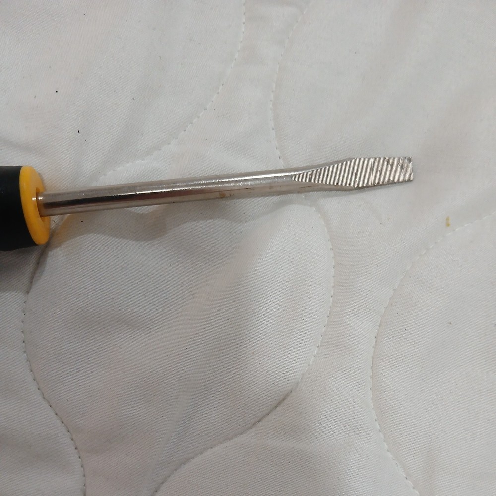 SCREWDRIVER - FLAT TIP - STANLEY