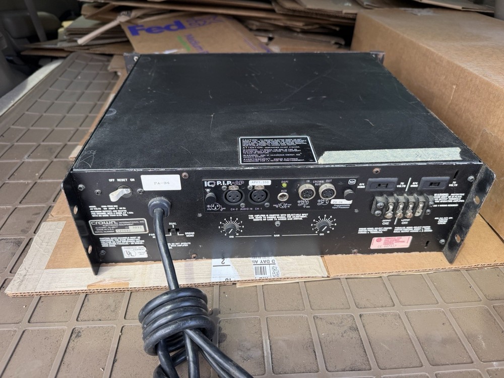 Crown Com Tech 800 Power Amp