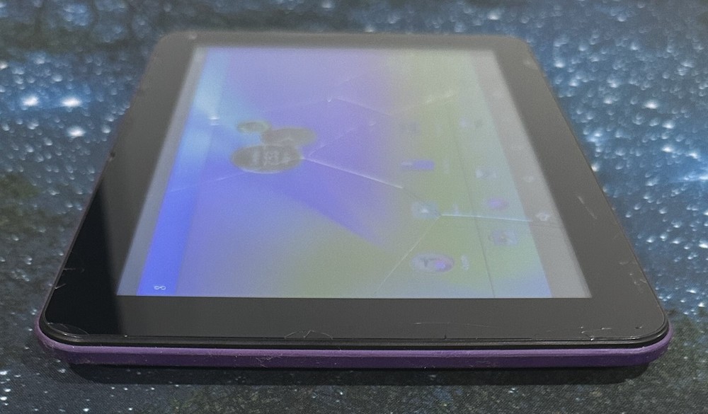 Trinity Tablet T900 HD - Wifi - 16GB - tested working - **READ