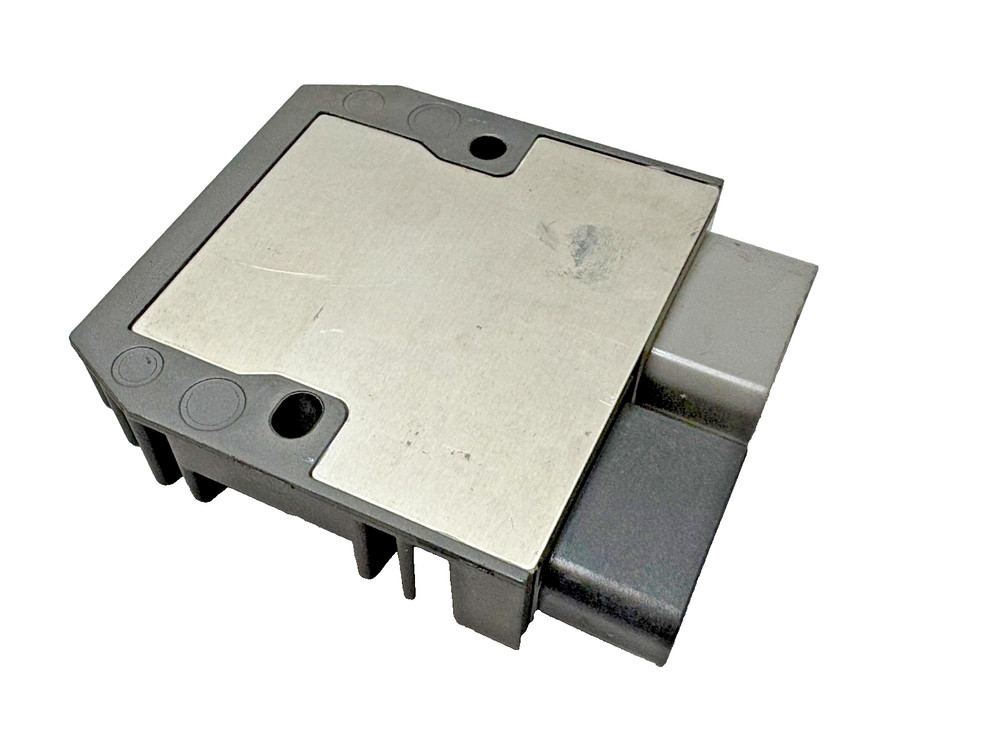 MT07 XSR700 Yamaha OEM Voltage Regulator Rectifier