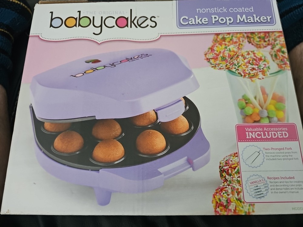Babycakes Cake Pop Maker