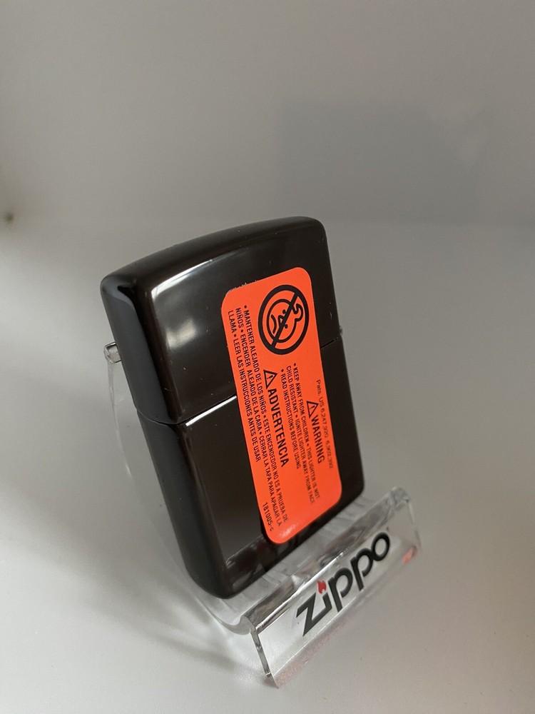 Zippo Eric Clapton On A Dark Brown 2022 Lighter