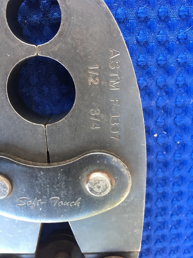 Sharkbite Pex Crimp Crimping Tool 23251 Dual 1/2" And 3/4"