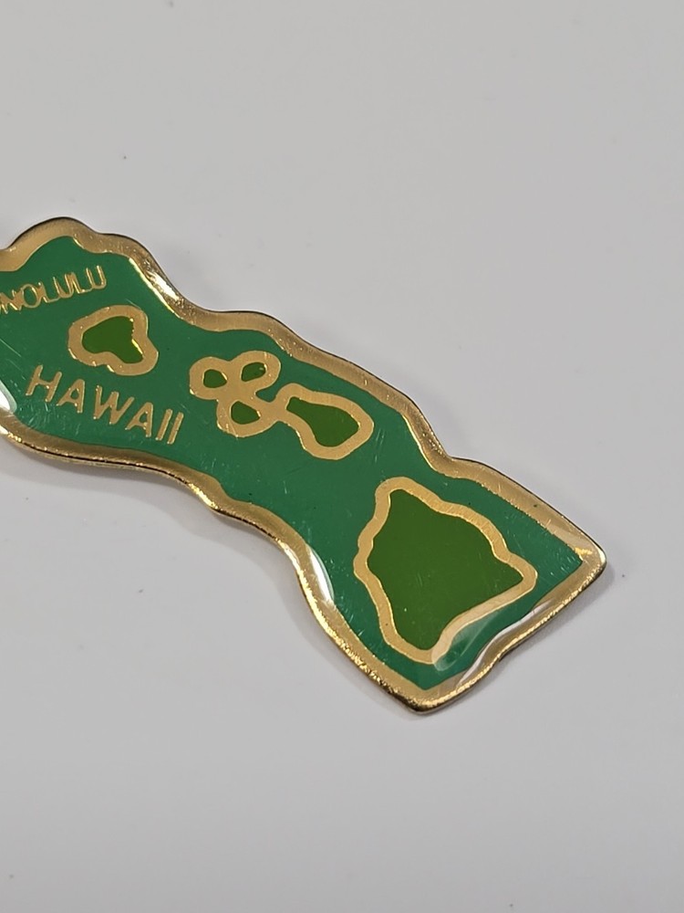 Hawaii Islands Souvenir Lapel Pin