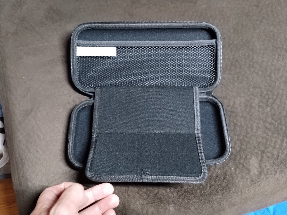 Nintendo Switch Carry Case, Amazon Basics, Red