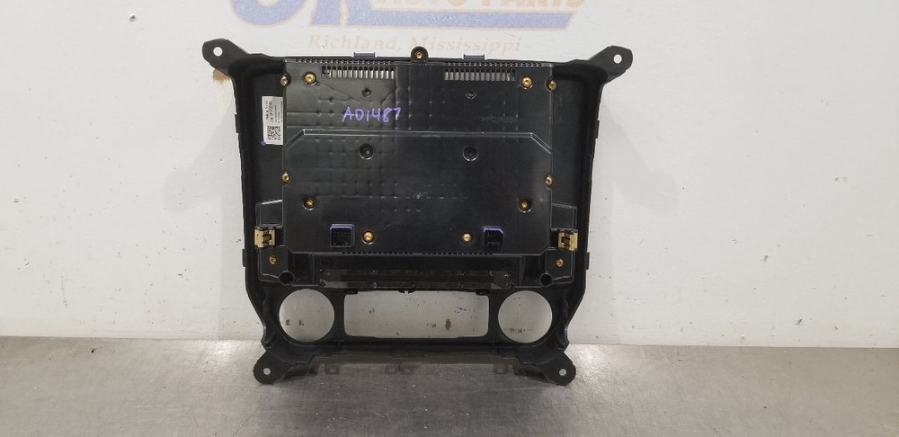 16 CHEVY SILVERADO 1500 RADIO AUDIO DISPLAY CONTROL PANEL WITH NAVIGATION