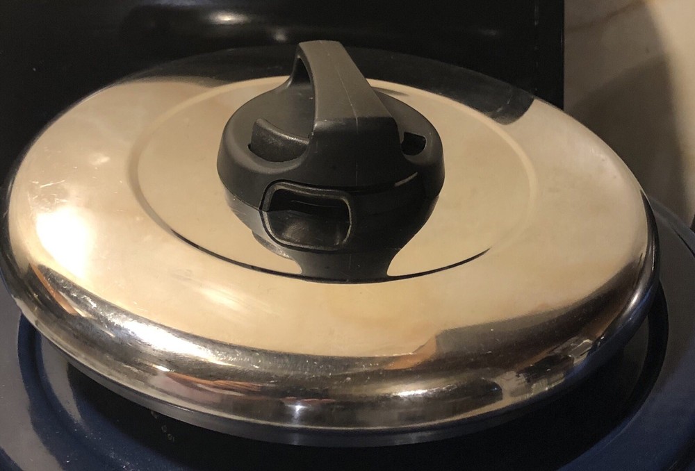 Metal Pot Lid Replacement - Steam Control 8 5/8” diameter