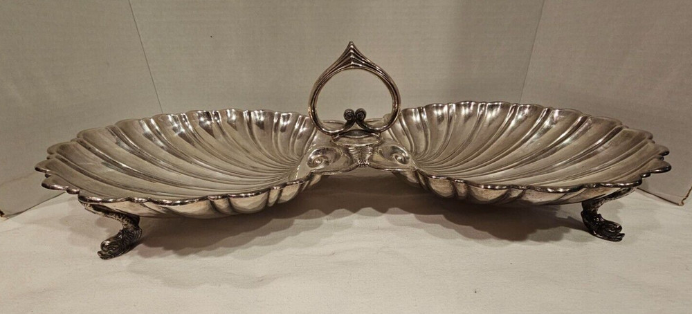 1922 AESTHETIC MCM FISH & SHELL LG SOLID BUFFET SERVER CRESCENT Silver Plated