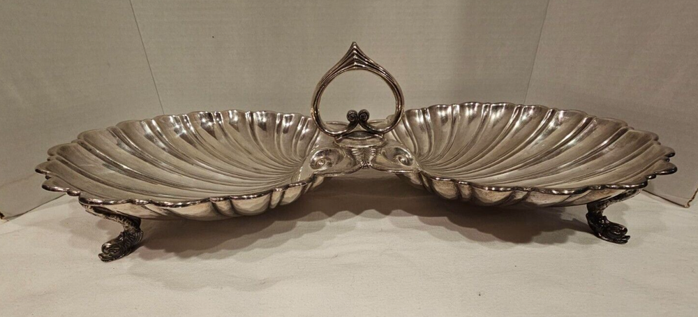1922 AESTHETIC MIDCENTURY FISH & SHELL LG SOLID BUFFET SERVER CRESCENT SILVER