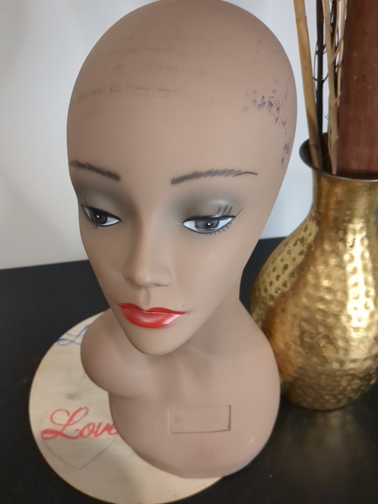 Used Mannequin Head