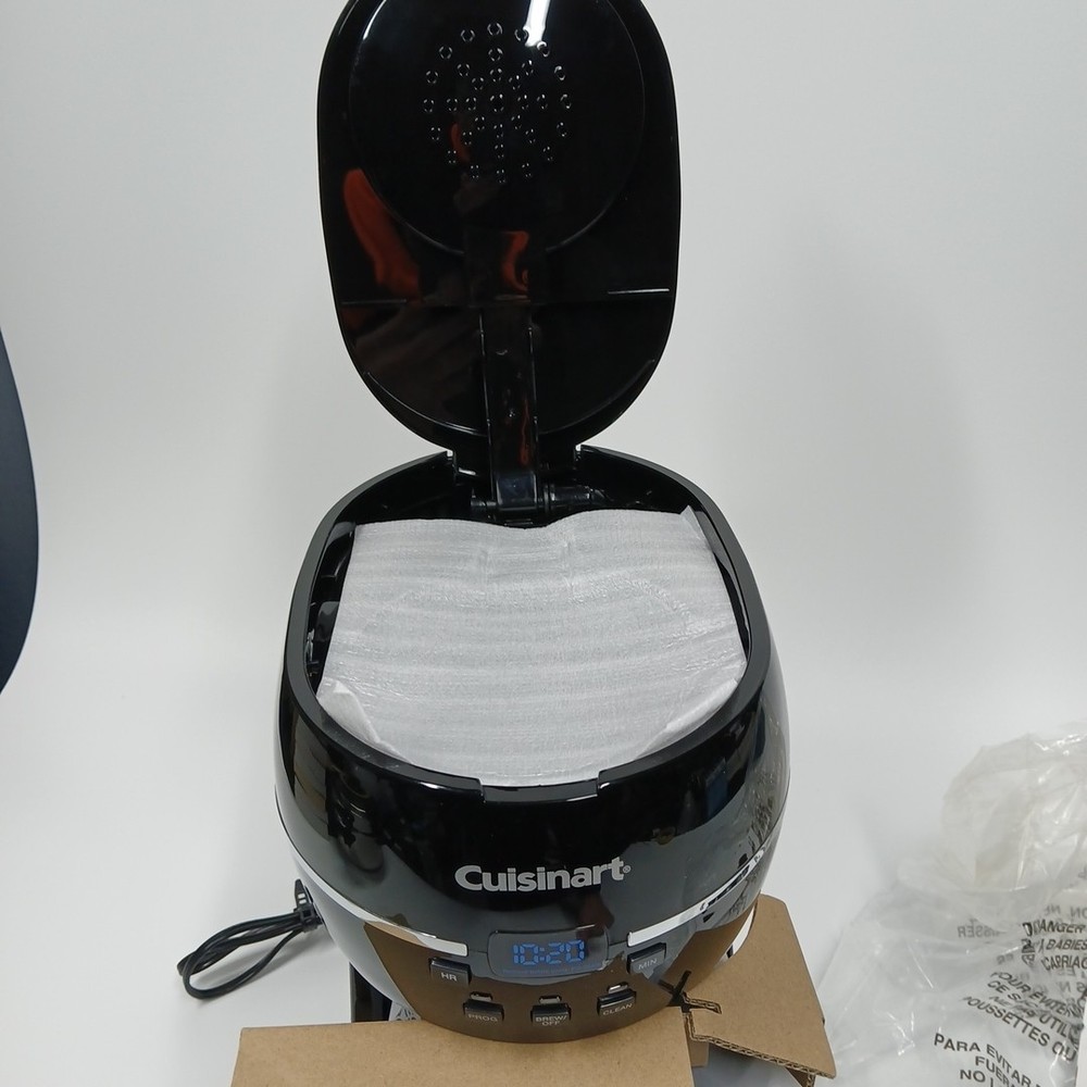 Cuisinart 12-Cup Coffee Maker Programmable DCC-1500 New/Unused No Box *READ*