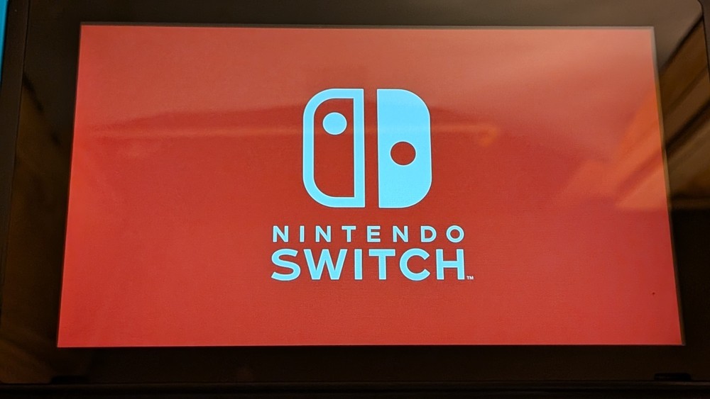 Nintendo Switch HAC-001(-01) Handheld Console - 128GB - OLED bundle with Extras