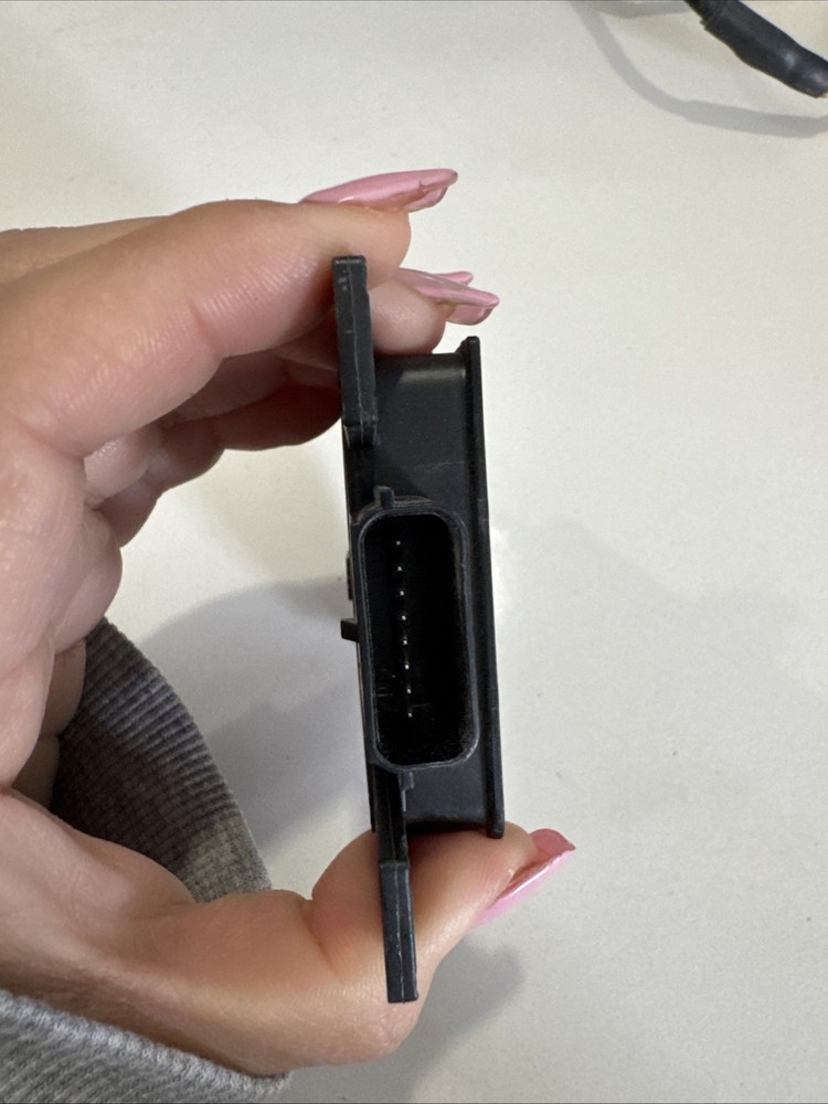 Genuine GM Blind Spot Detection System Warning Sensor 86553723