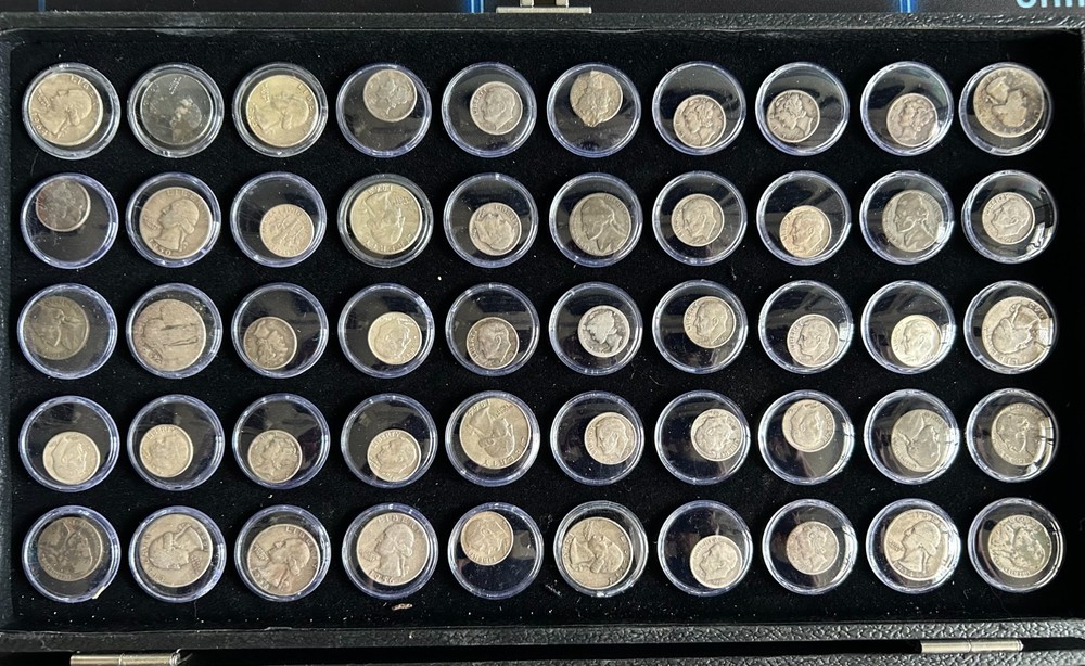 🔥🔥🔥50 Silver US Coins W/ Display Case SOLID SILVER!🔥🔥🔥