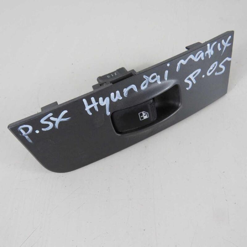 Rear window control panel rh 93580-17500 HYUNDAI MATRIX 2001-2008 used (32726)