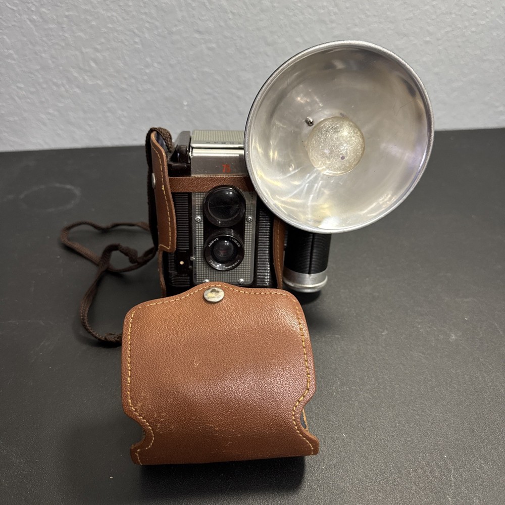 Vintage Argus 75 Camera Leather Case, Flash & 1 Bulb