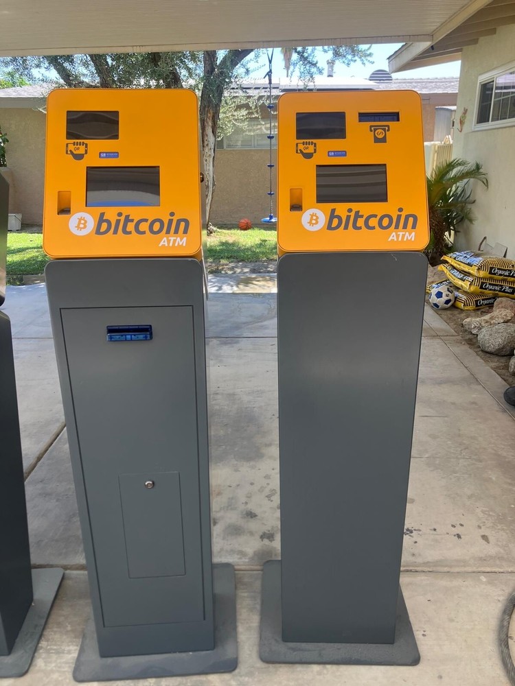 General Bytes atm machine/teller