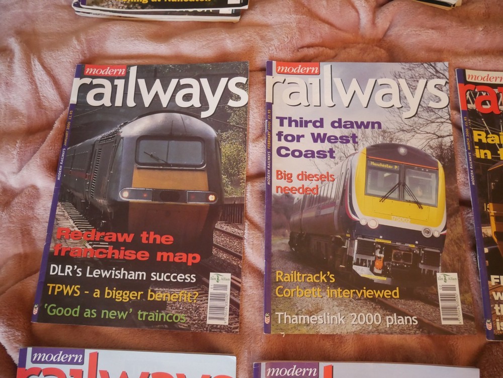 Modern Railways magazine x 12, year 2000 complete