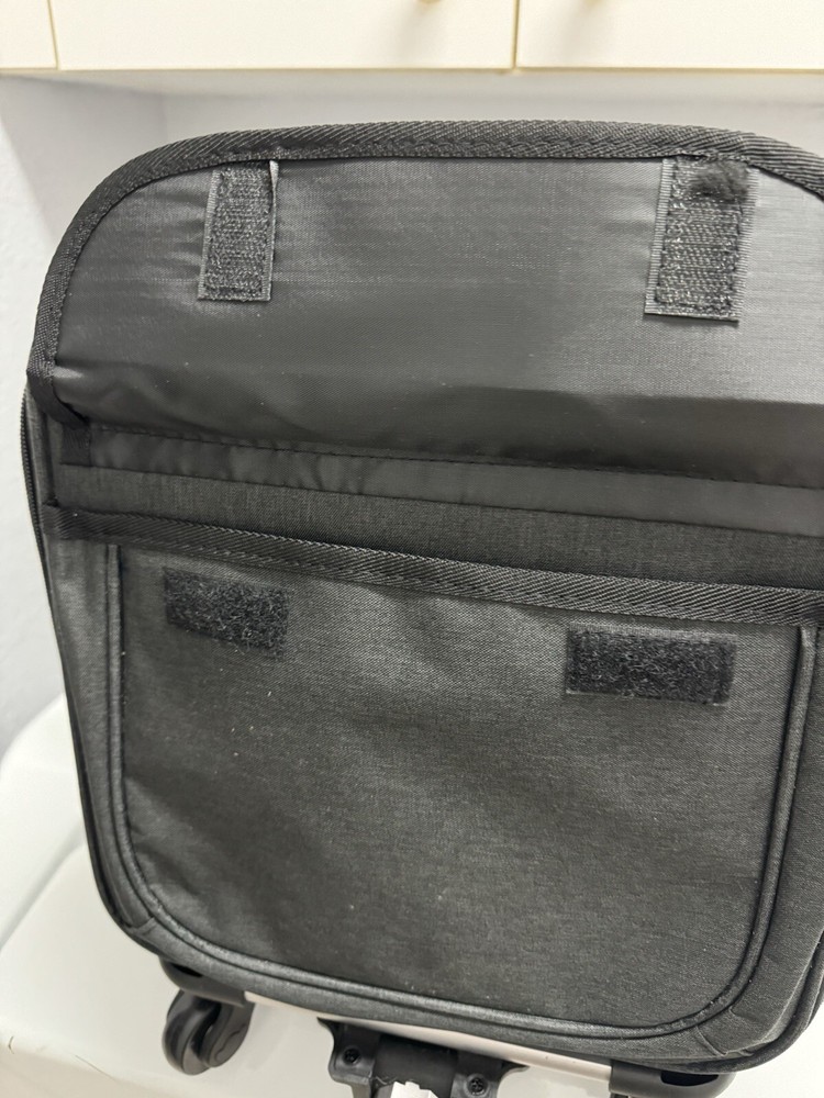 Rolling Pet Carriers With Wheels