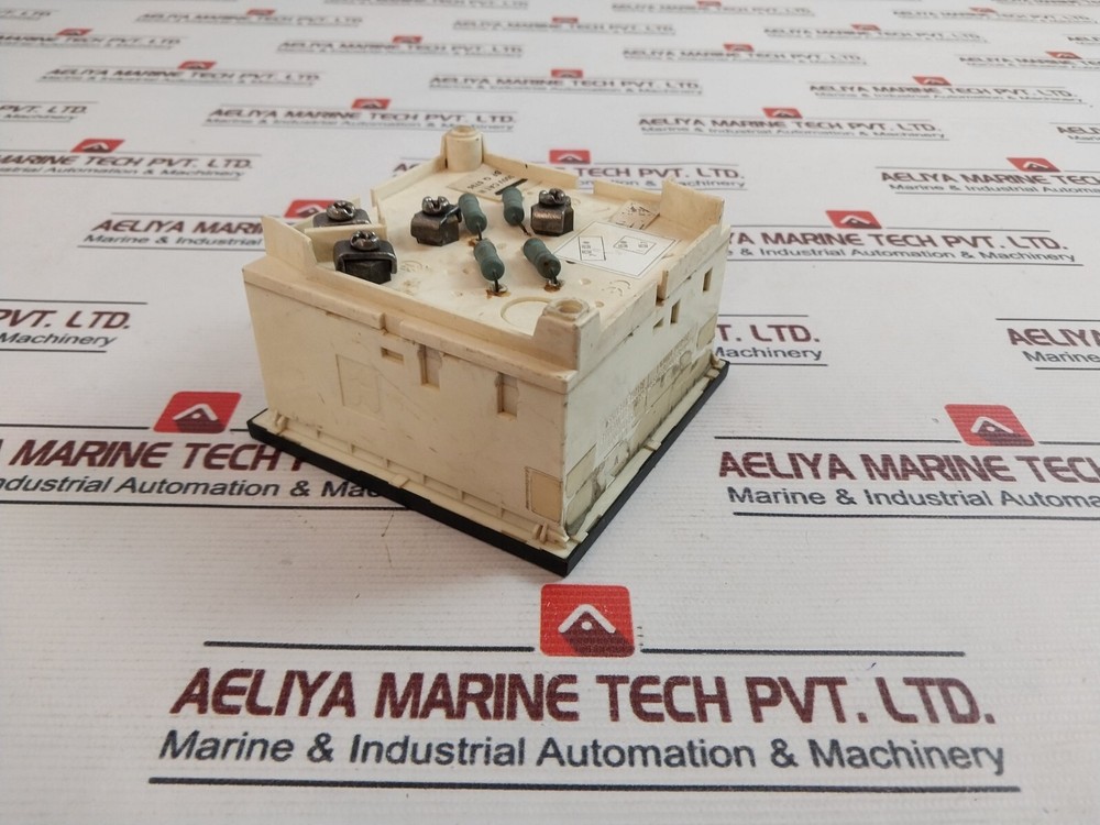 Gossen 0 – 65 I Bus Hz Double Frequency Meter