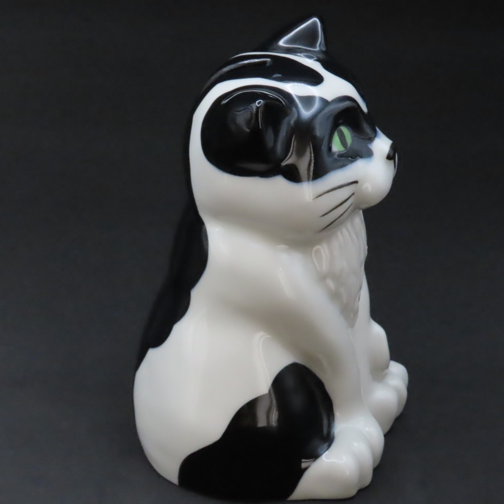 Wade Ceramic Cat Money Box Figurine