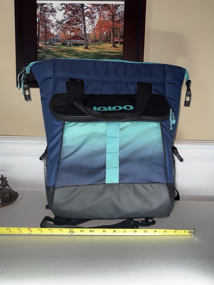 Igloo Backpack Cooler Blue Black Teal with Shoulder Strap Compartments