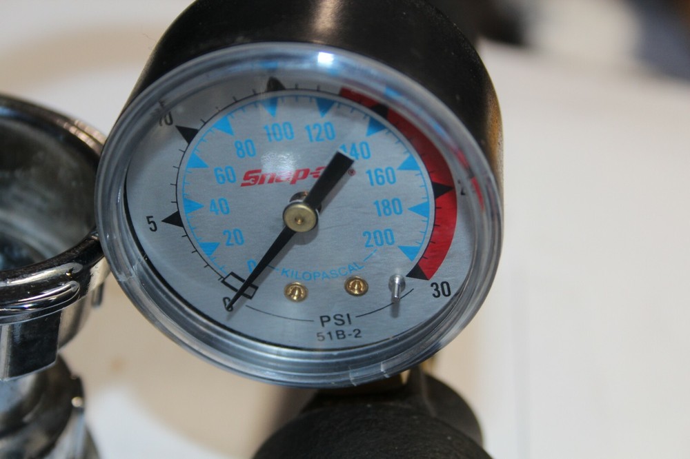 SNAP-ON TOOLS Cooling System Pressure Tester USA