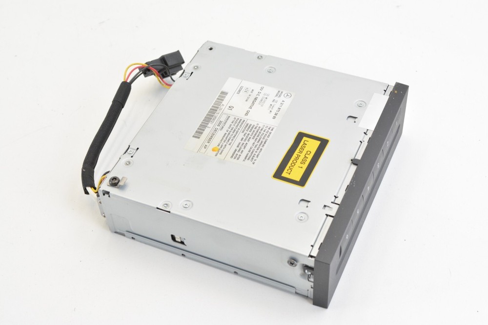2003-13 MERCEDES BENZ E350 6 DISK CD CHANGER PLAYER OEM