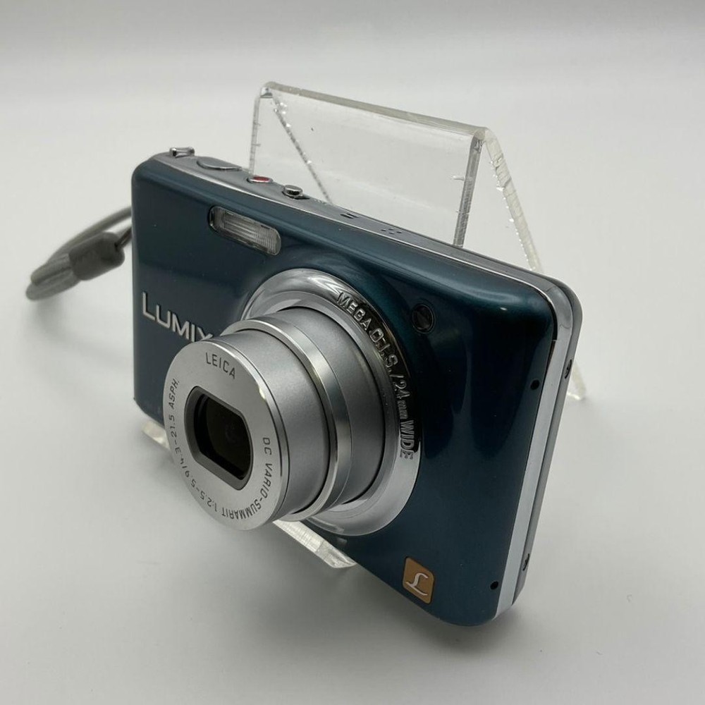 [Simple operation confirmed] Panasonic LUMIX DMC-FX77 compact digital camera