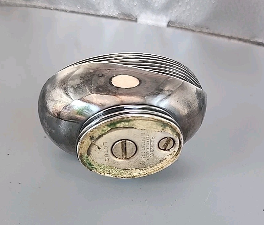 Vintage*Ronson Lotus Table Lighter*Very Clean*Untested